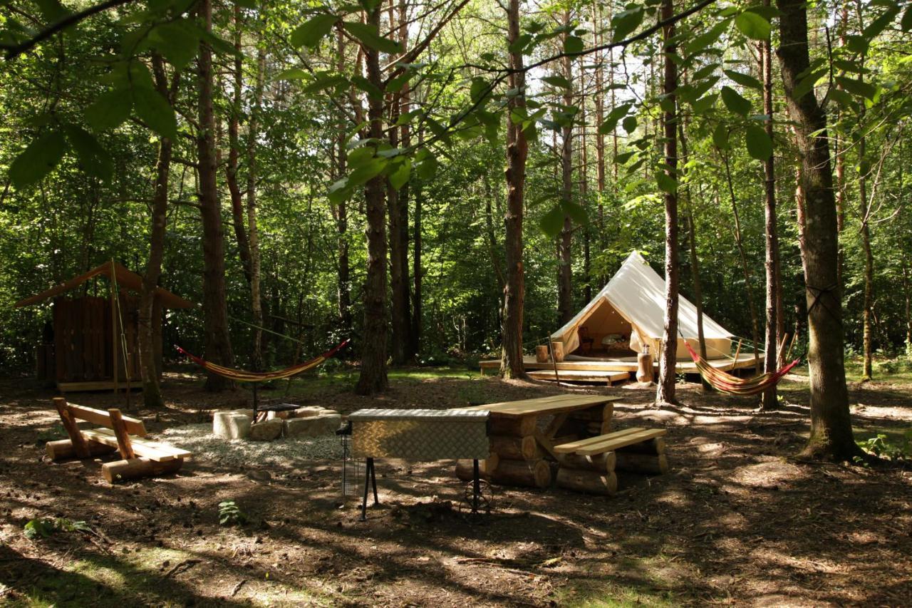 Muhu Forest Camping Suuremoisa  Exterior photo